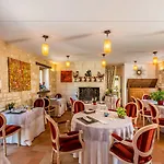 Szálloda Moulin De Vigonac 4*