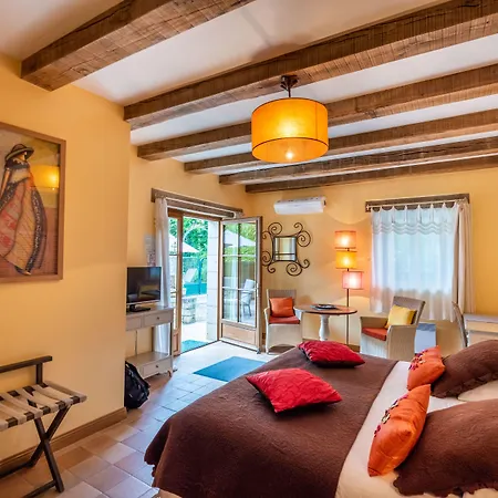 Moulin De Vigonac فندق 4*