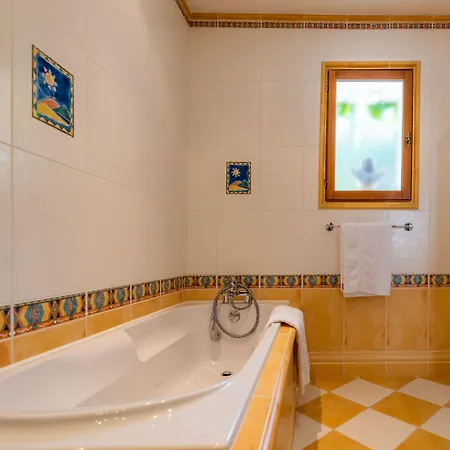 Moulin De Vigonac فندق Valeuil